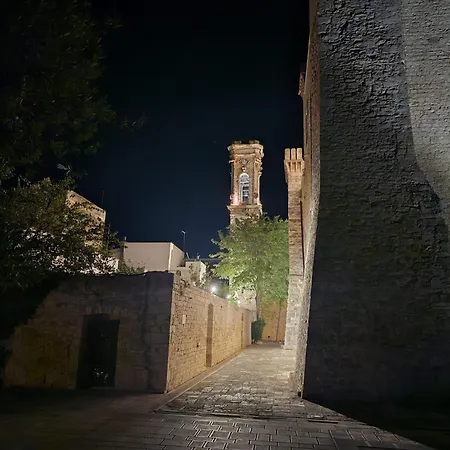 Civico 24 Oda ve Kahvaltı Sammichele Di Bari